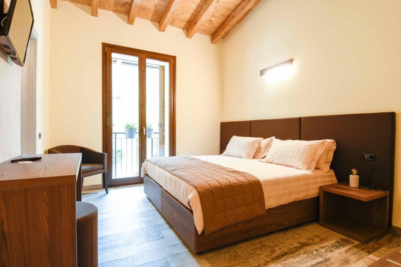 Agriturismo Ippolita Lucchetti Cene Extérieur photo